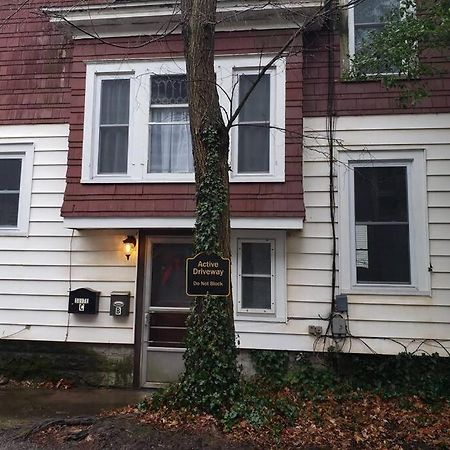 Large Bakery Apartment - Central Downtown Location Fredonia المظهر الخارجي الصورة